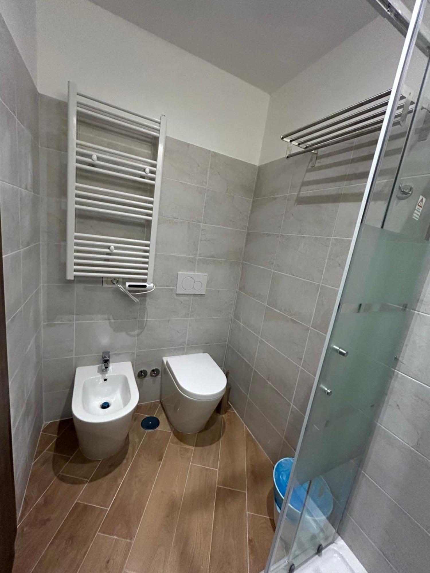 Grimaldi Comfort Guest House Luaran gambar