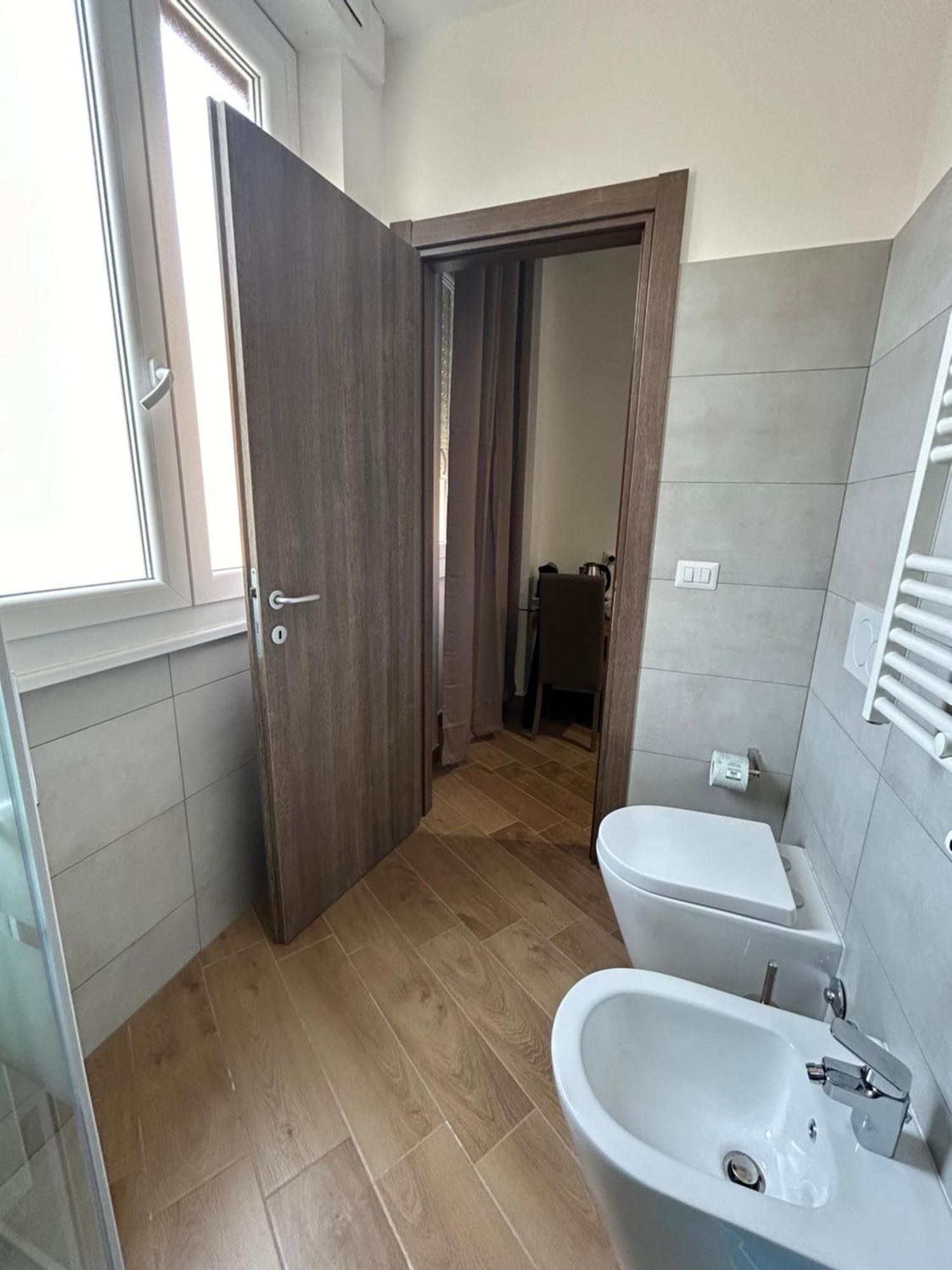 Grimaldi Comfort Guest House Luaran gambar